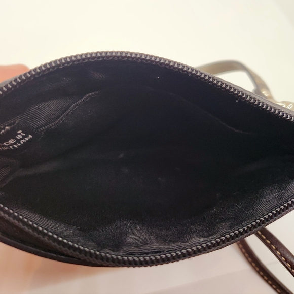 Coach Soho Embossed Exotic Leather Madison Wristlet - Picture 5 of 6